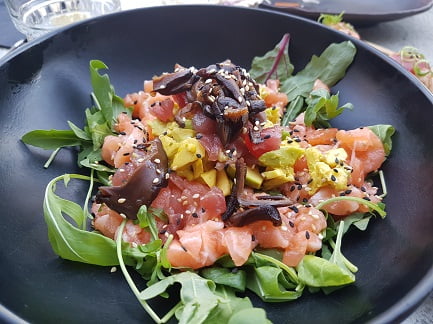 ZE SUSHI - מגורו סאקה