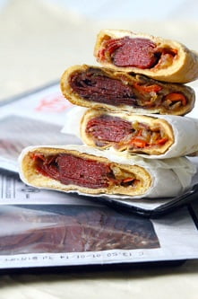 חגיגה בכריך - מעדני יחיעם (צילום: מאיר בולקה)